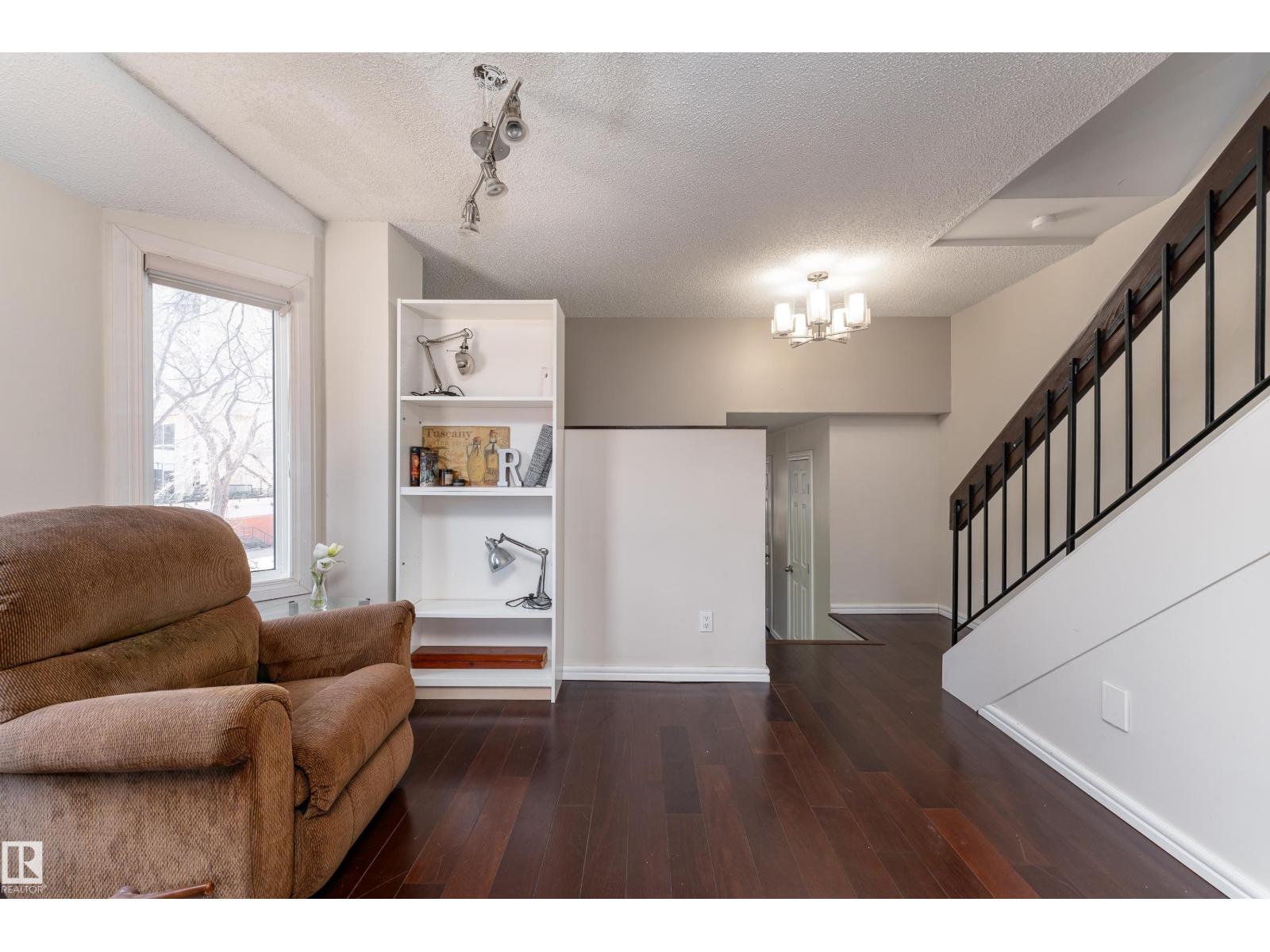 11120 83 Av Nw, Edmonton, Alberta  T6G 0V1 - Photo 5 - E4506834