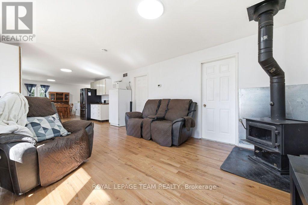 41 Harrison Trail, Greater Madawaska, Ontario K0J 2R0 - Photo 12 - X13741320