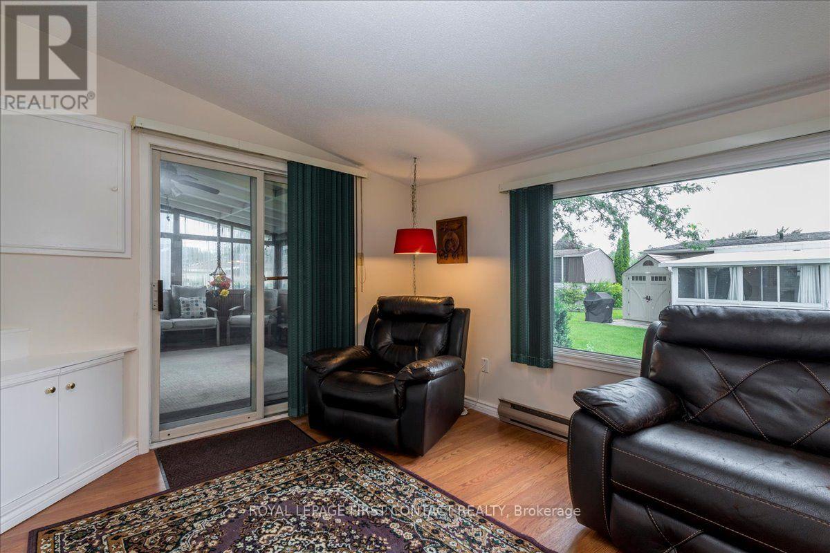 40 Corner Brook Trail, Innisfil, Ontario  L9S 1N6 - Photo 10 - N13741242