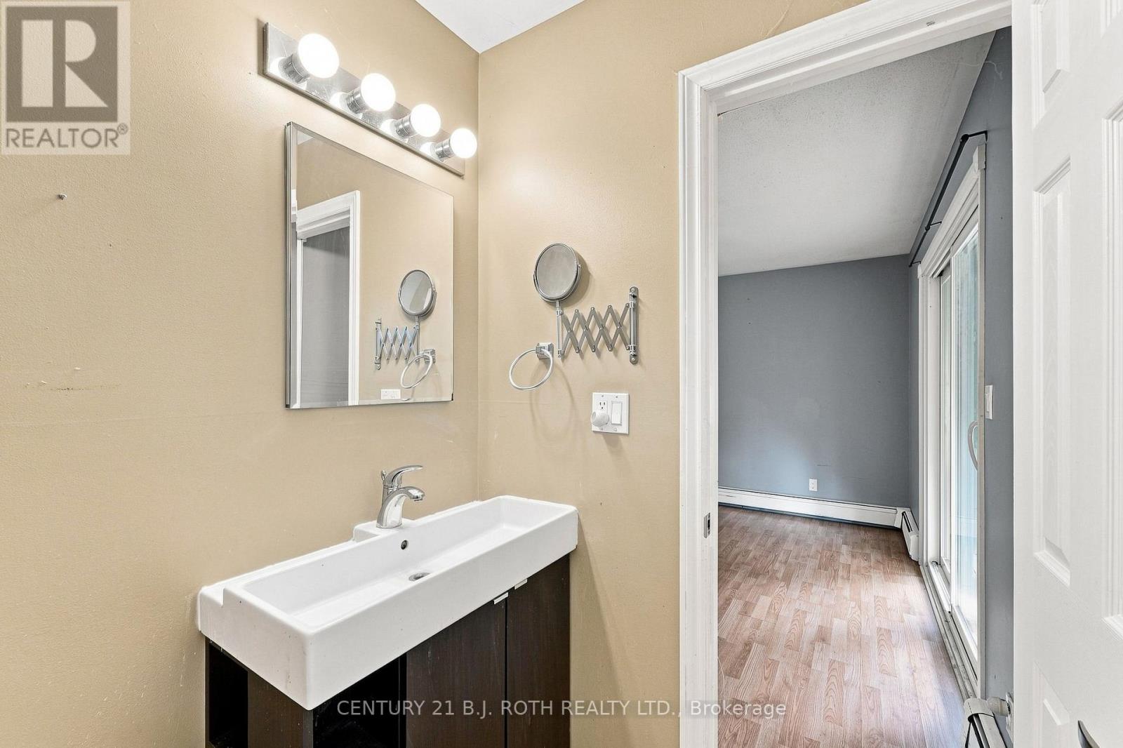 195 North Street E, Orillia, Ontario  L3V 2G2 - Photo 14 - S13741282
