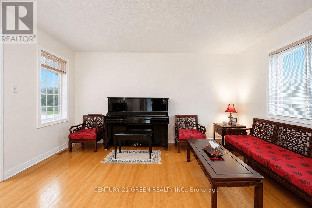 1446 Grossi Street, Mississauga, Ontario  L5V 1T8 - Photo 31 - W13741050