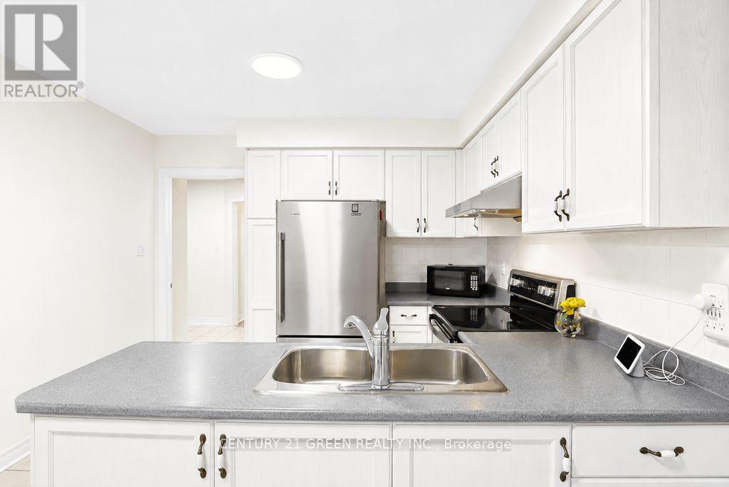 1446 Grossi Street, Mississauga, Ontario  L5V 1T8 - Photo 32 - W13741050