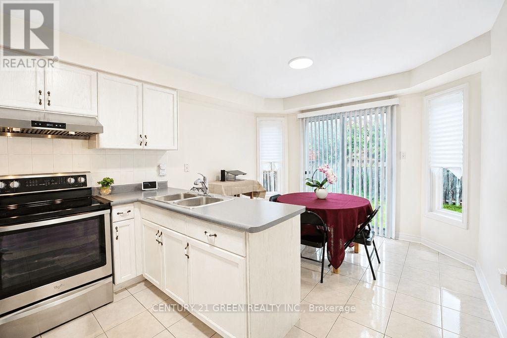 1446 Grossi Street, Mississauga, Ontario  L5V 1T8 - Photo 33 - W13741050