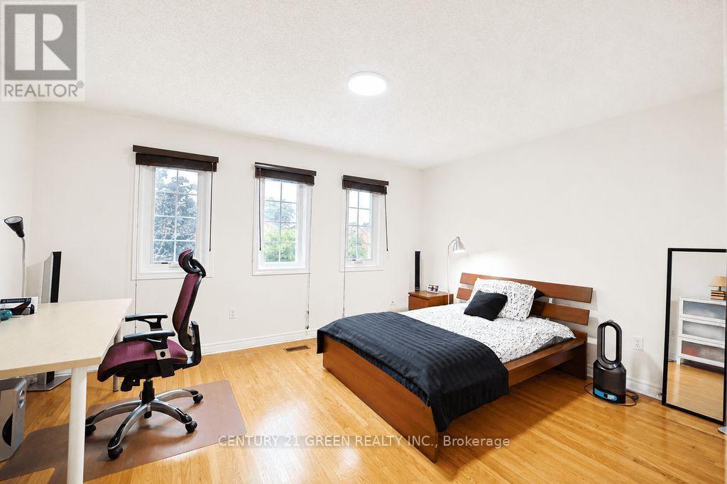 1446 Grossi Street, Mississauga, Ontario  L5V 1T8 - Photo 40 - W13741050