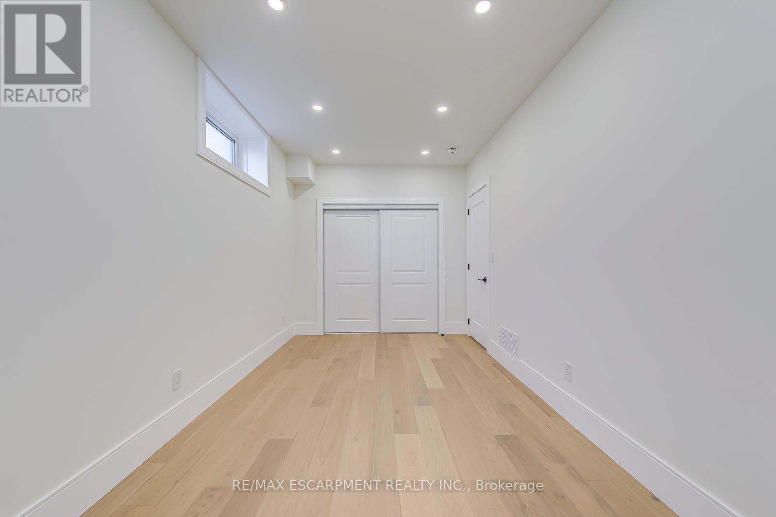 1411 Mountain Grove Avenue, Burlington, Ontario  L7P 2H1 - Photo 42 - W13741108