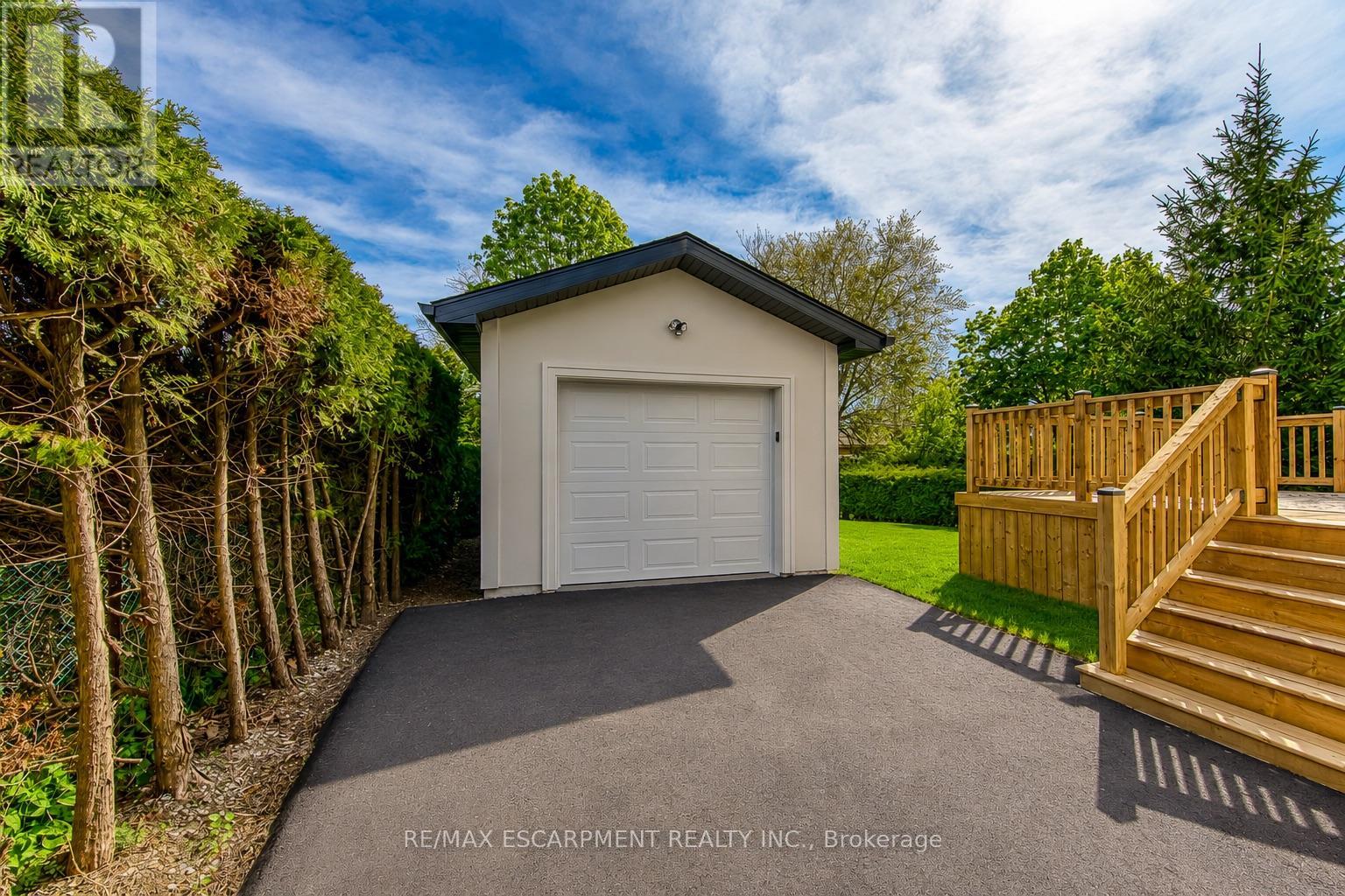 1411 Mountain Grove Avenue, Burlington, Ontario  L7P 2H1 - Photo 46 - W13741108