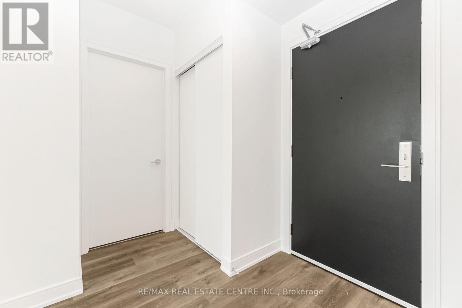 911 - 3009 Novar Road, Mississauga (Cooksville), Ontario  L5B 0P9 - Photo 6 - W13741232