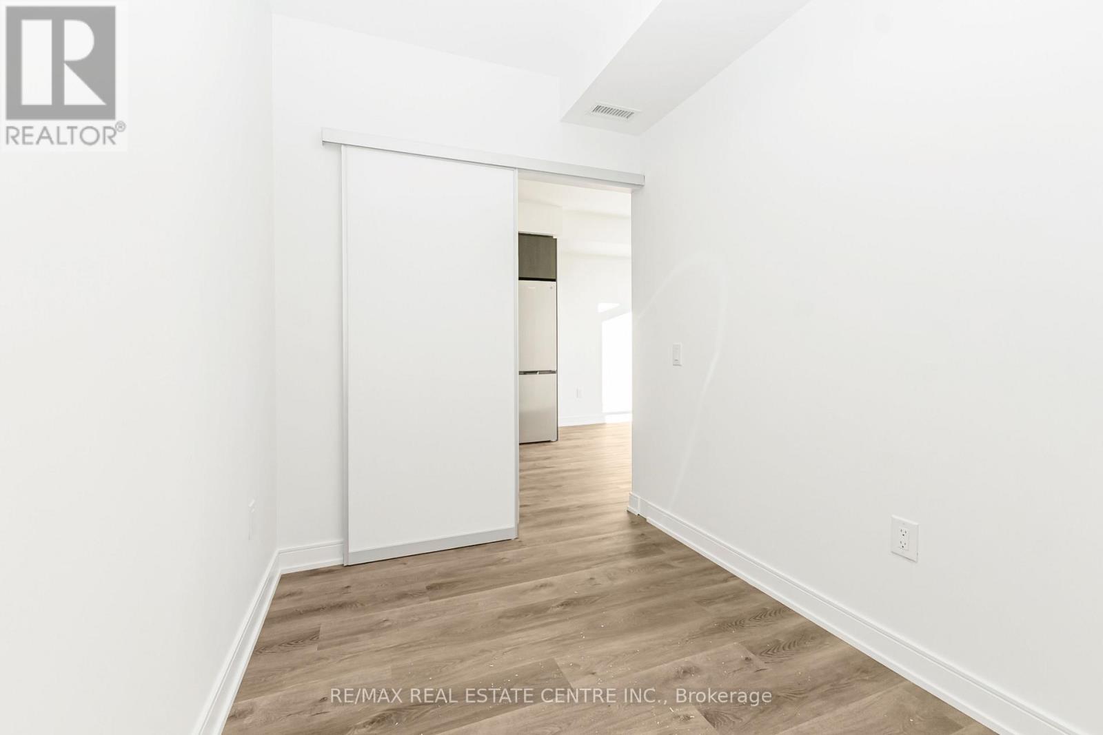 911 - 3009 Novar Road, Mississauga (Cooksville), Ontario  L5B 0P9 - Photo 7 - W13741232