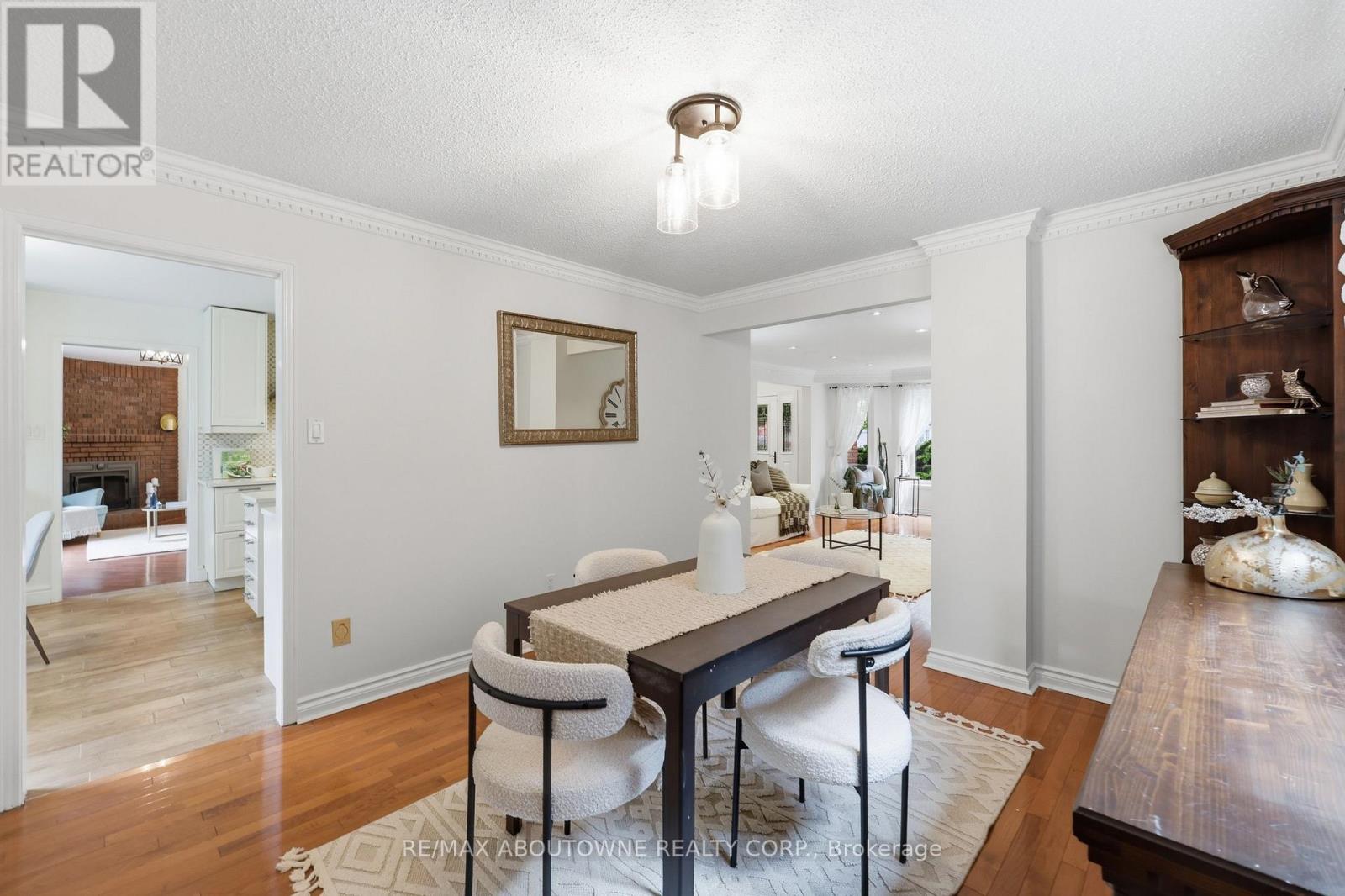 572 Harmony Avenue, Burlington, Ontario  L7N 3S8 - Photo 10 - W13741280