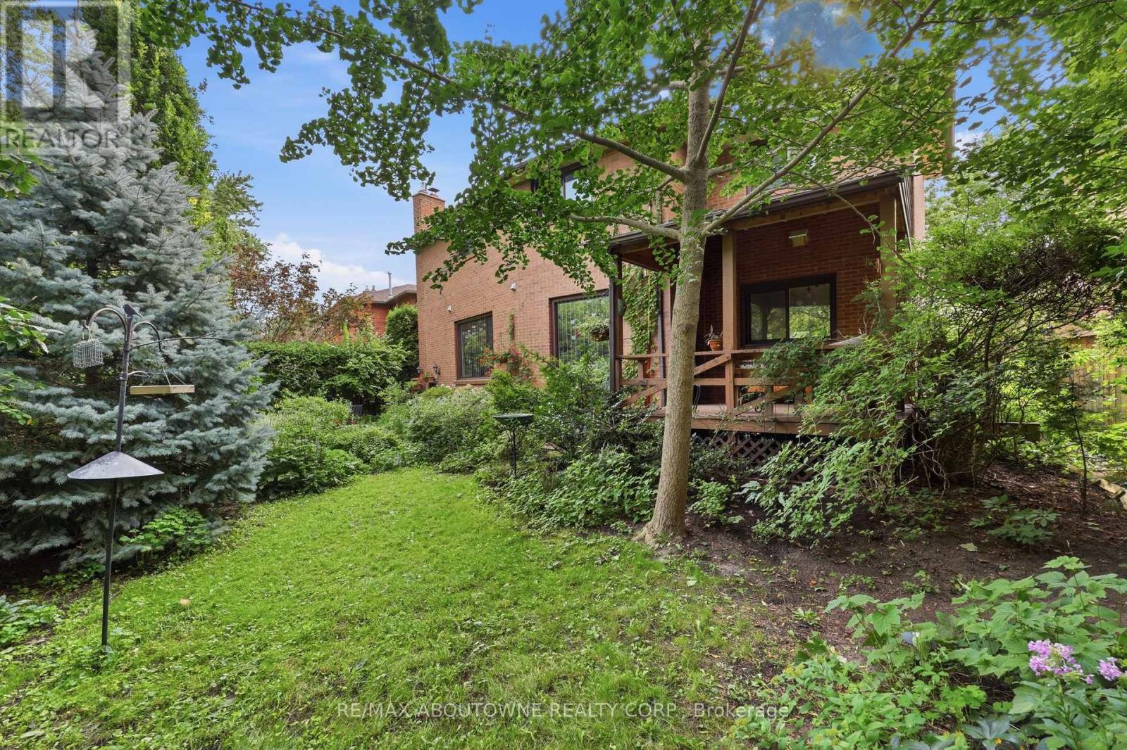 572 Harmony Avenue, Burlington, Ontario  L7N 3S8 - Photo 45 - W13741280