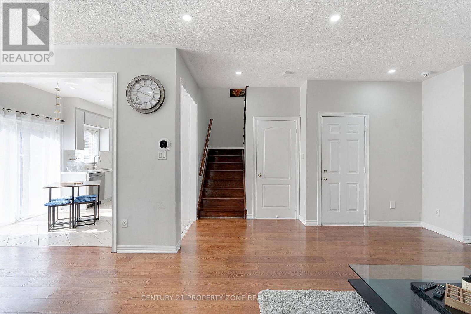 221 Andrews Trail, Milton, Ontario  L9T 6S7 - Photo 9 - W13741302