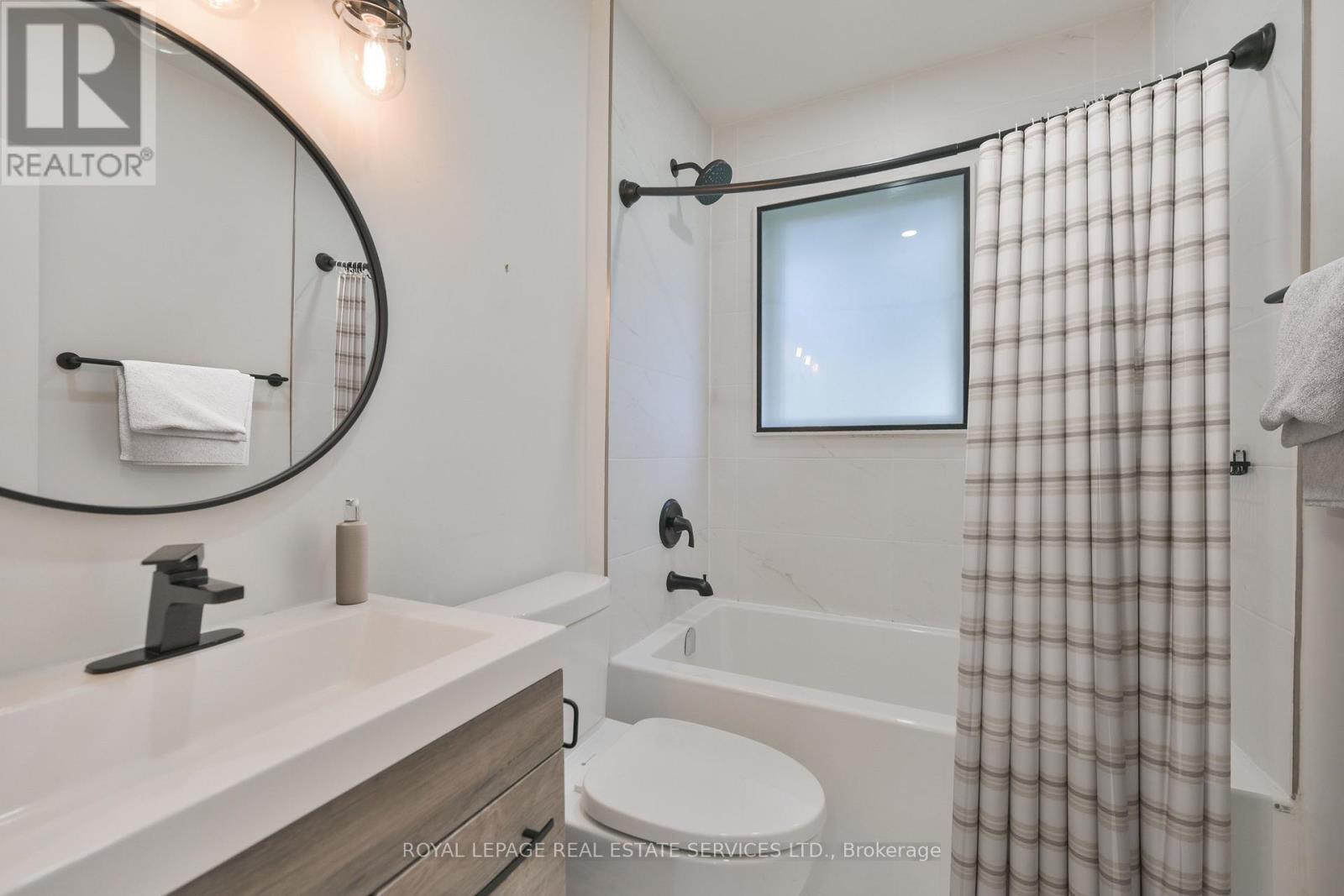 18 Celestine Drive, Toronto (Willowridge-Martingrove-Richview), Ontario  M9R 3N1 - Photo 26 - W13741328