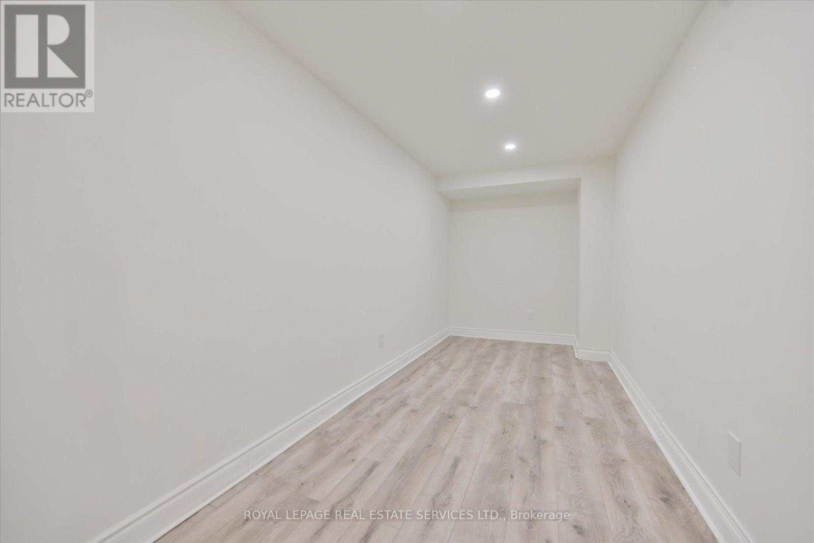18 Celestine Drive, Toronto (Willowridge-Martingrove-Richview), Ontario  M9R 3N1 - Photo 33 - W13741328