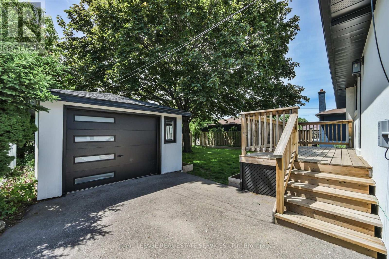 18 Celestine Drive, Toronto (Willowridge-Martingrove-Richview), Ontario  M9R 3N1 - Photo 36 - W13741328