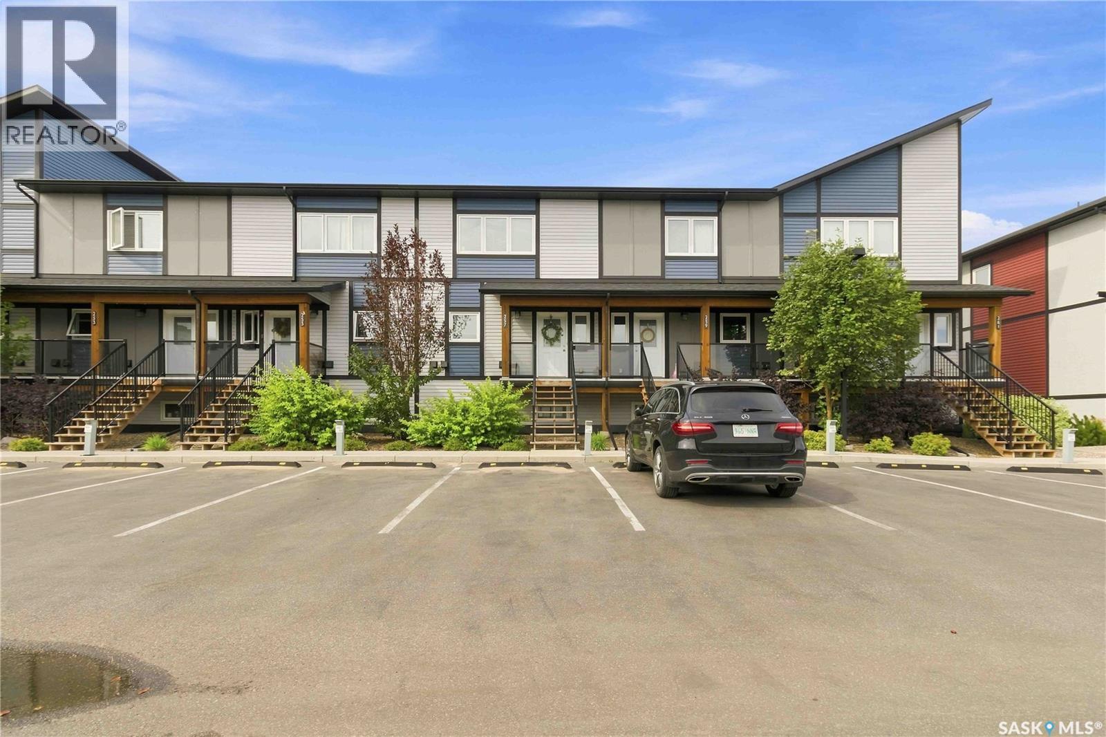 257 250 Akhtar Bend, Saskatoon, Saskatchewan  S7W 0W4 - Photo 3 - SK047428