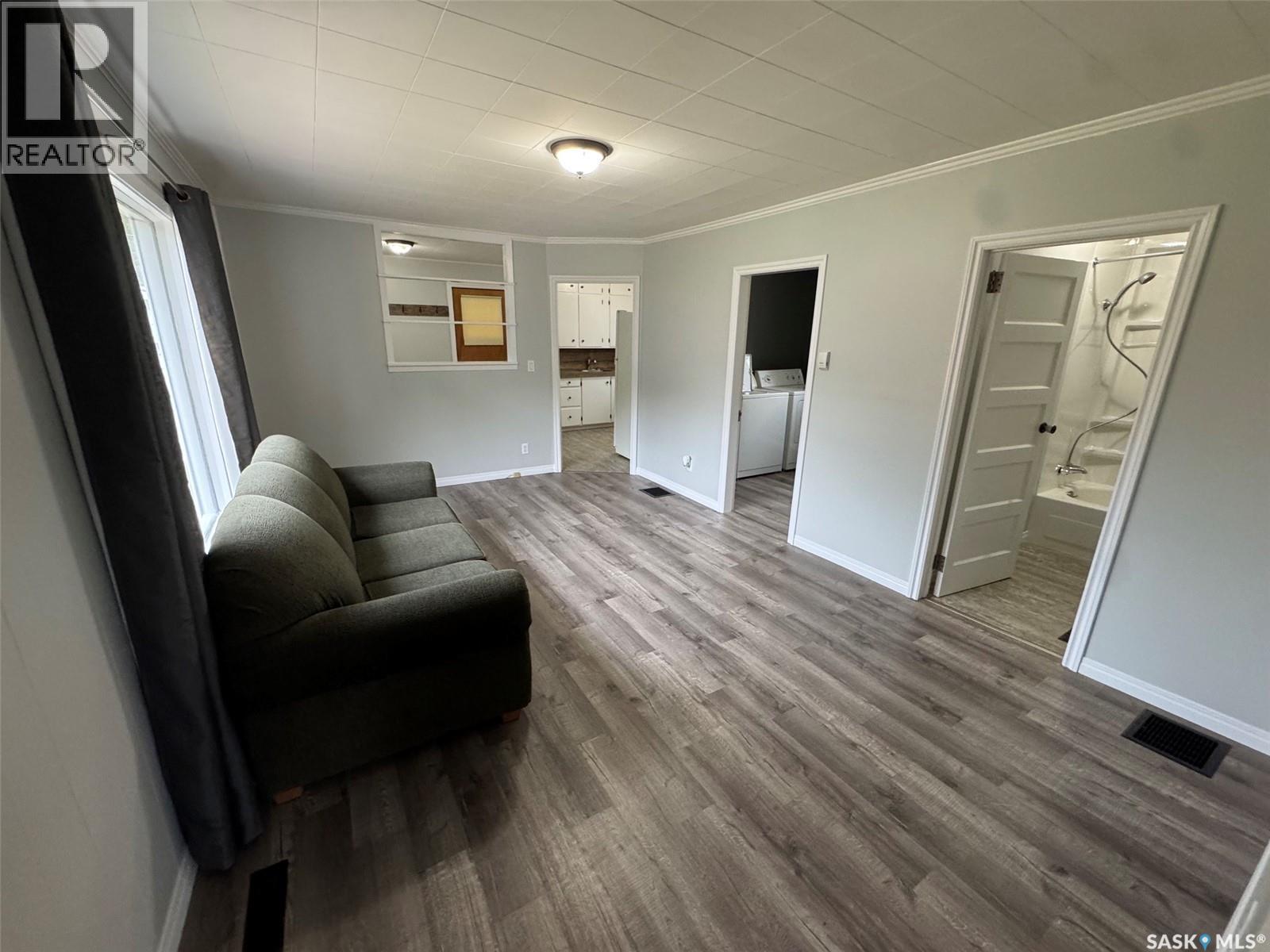 224 2nd Avenue, Spalding, Saskatchewan  S0K 4C0 - Photo 14 - SK047396
