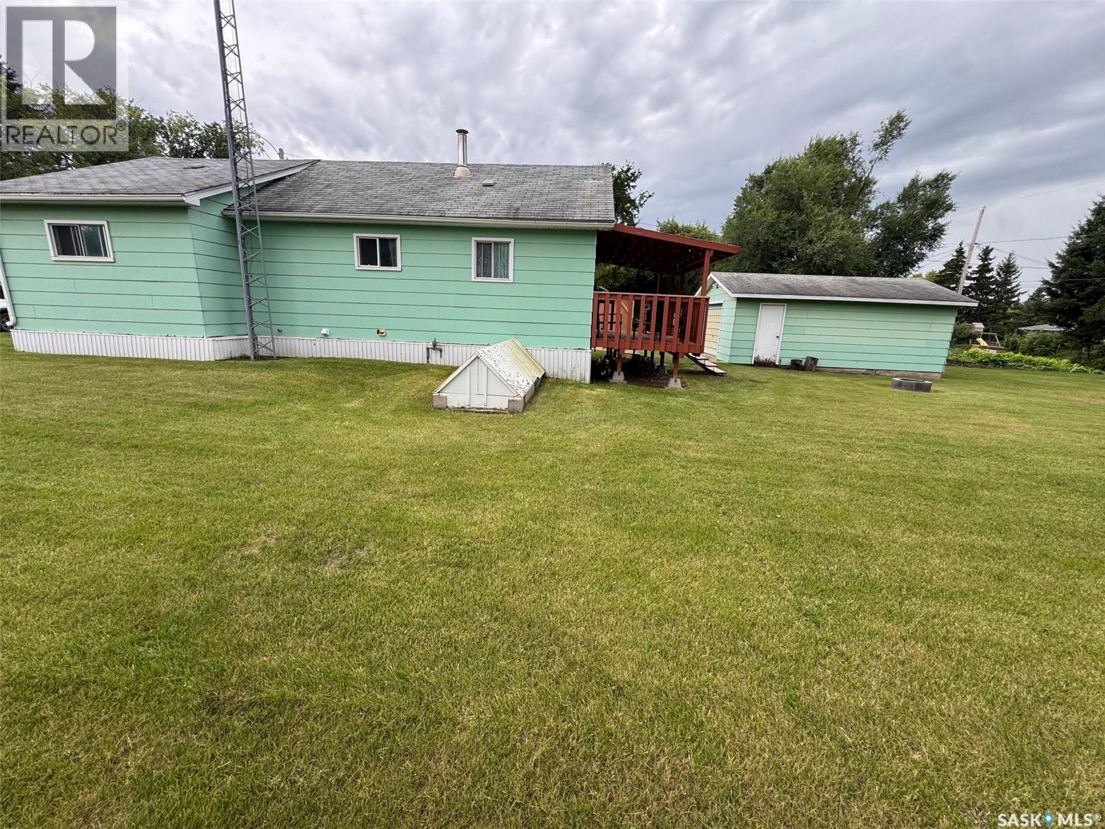 224 2nd Avenue, Spalding, Saskatchewan  S0K 4C0 - Photo 4 - SK047396