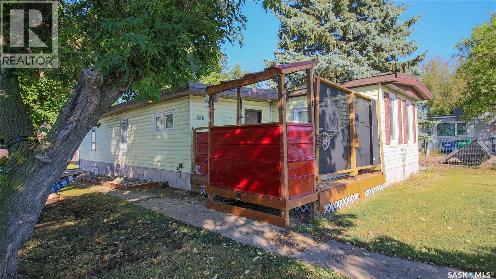 358 Main Street, Balgonie, Saskatchewan  S0G 0E0 - Photo 2 - SK047344