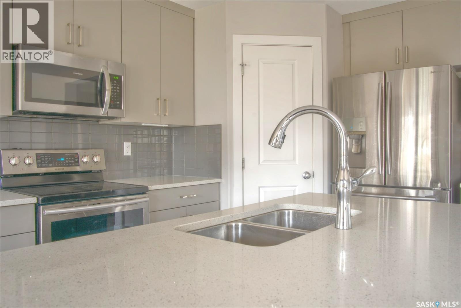 341 Germain Manor, Saskatoon, Saskatchewan  S0K 2T0 - Photo 9 - SK047282