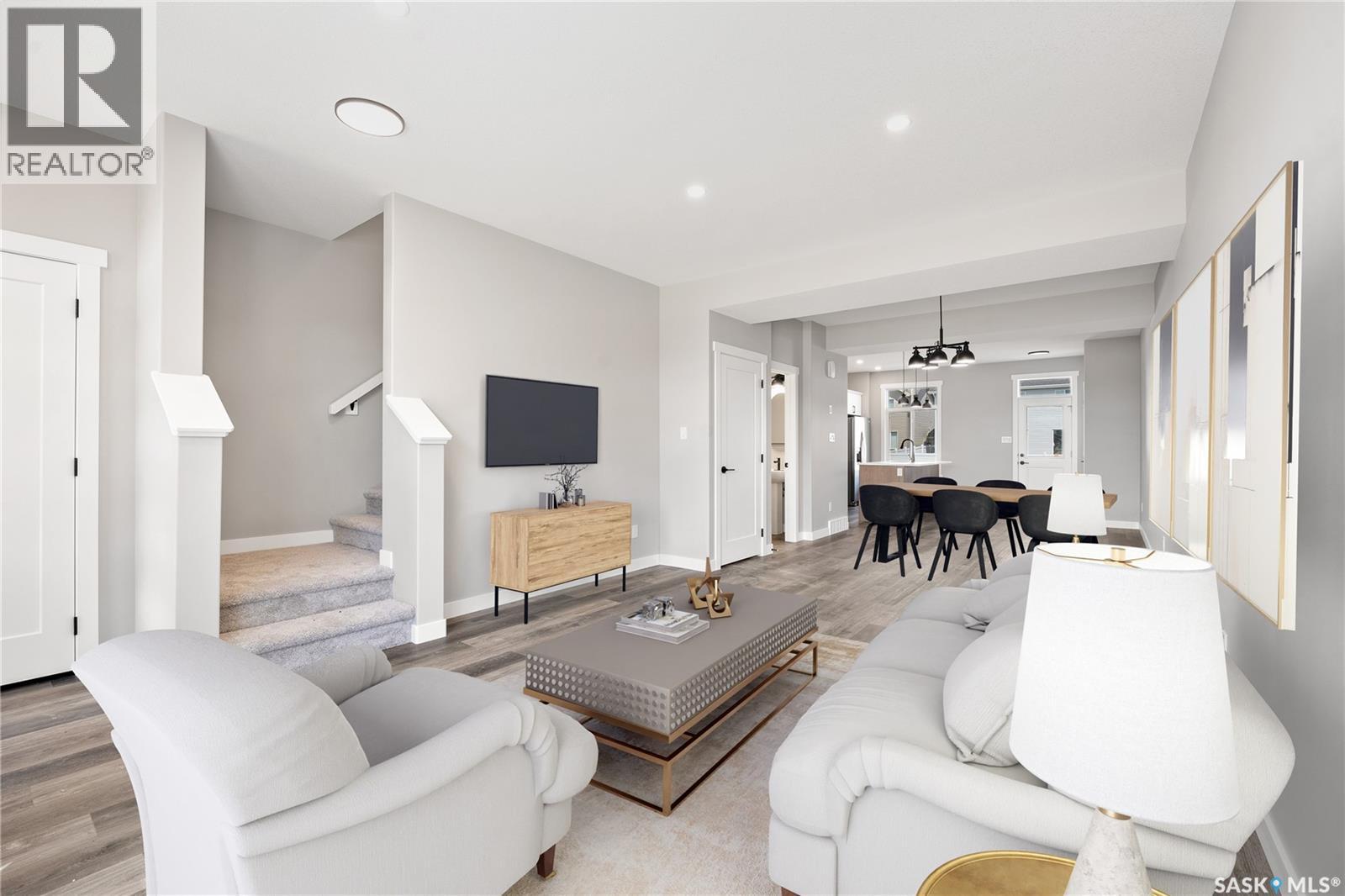 4521 Arens Road E, Regina, Saskatchewan  S4V 4E9 - Photo 2 - SK047257