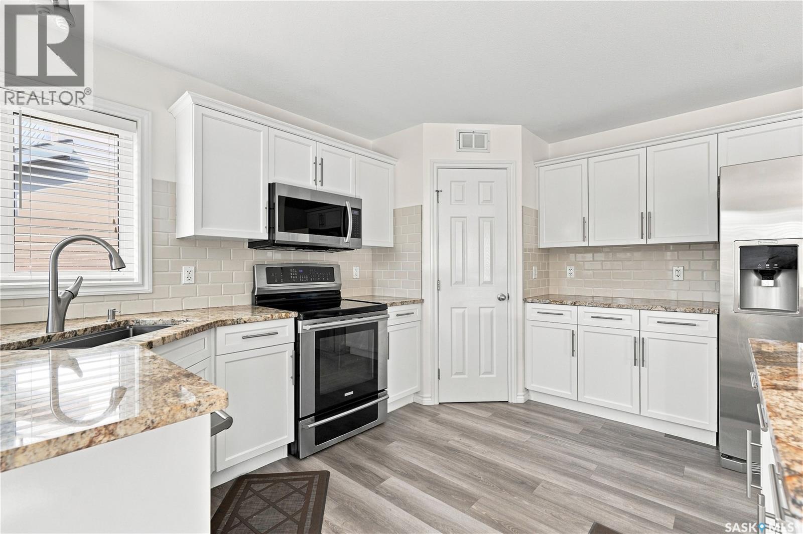 114 Levalley Cove, Saskatoon, Saskatchewan  S7T 0H5 - Photo 15 - SK047208