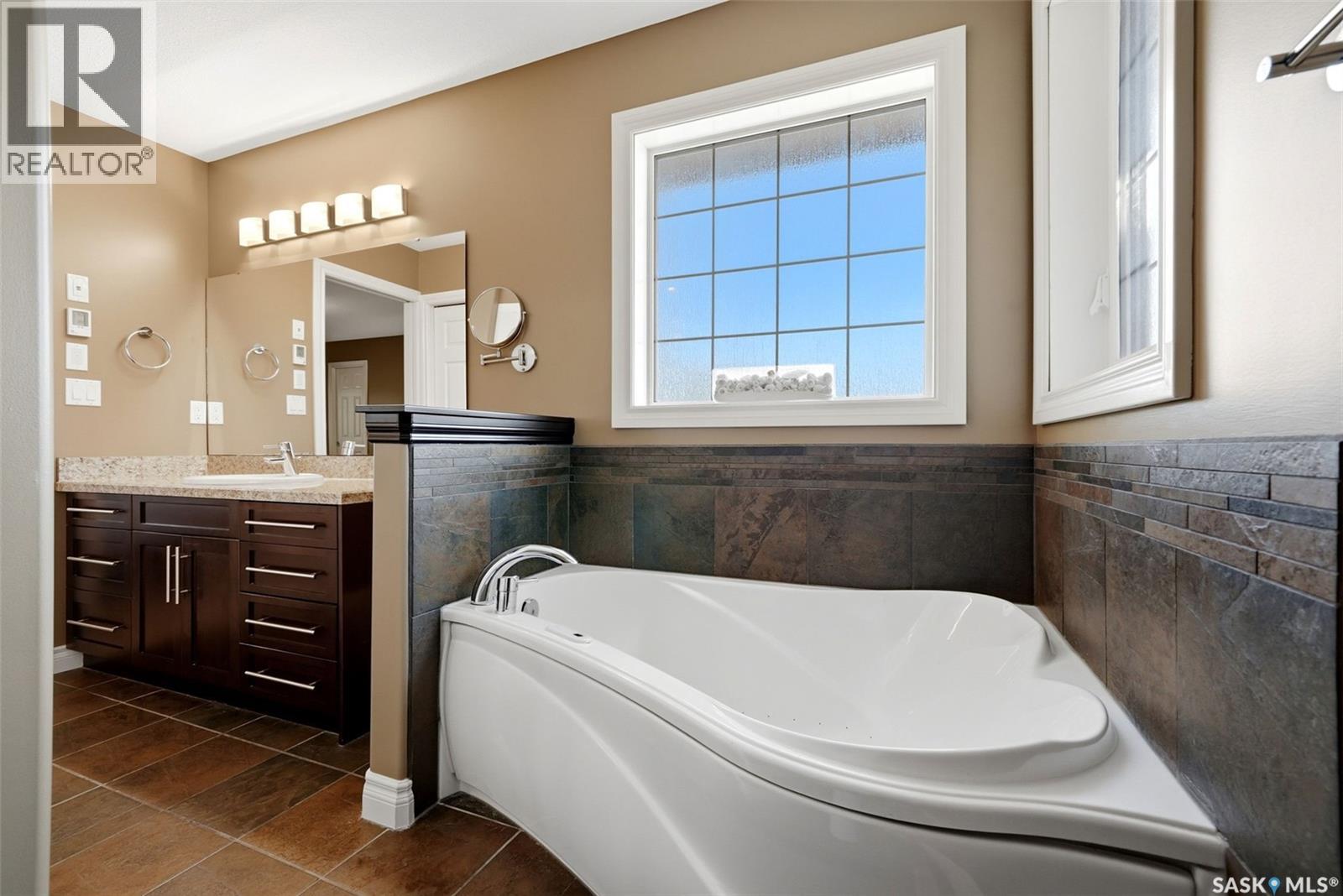 34 Fairway Crescent, White City, Saskatchewan  S4L 0A7 - Photo 36 - SK047165