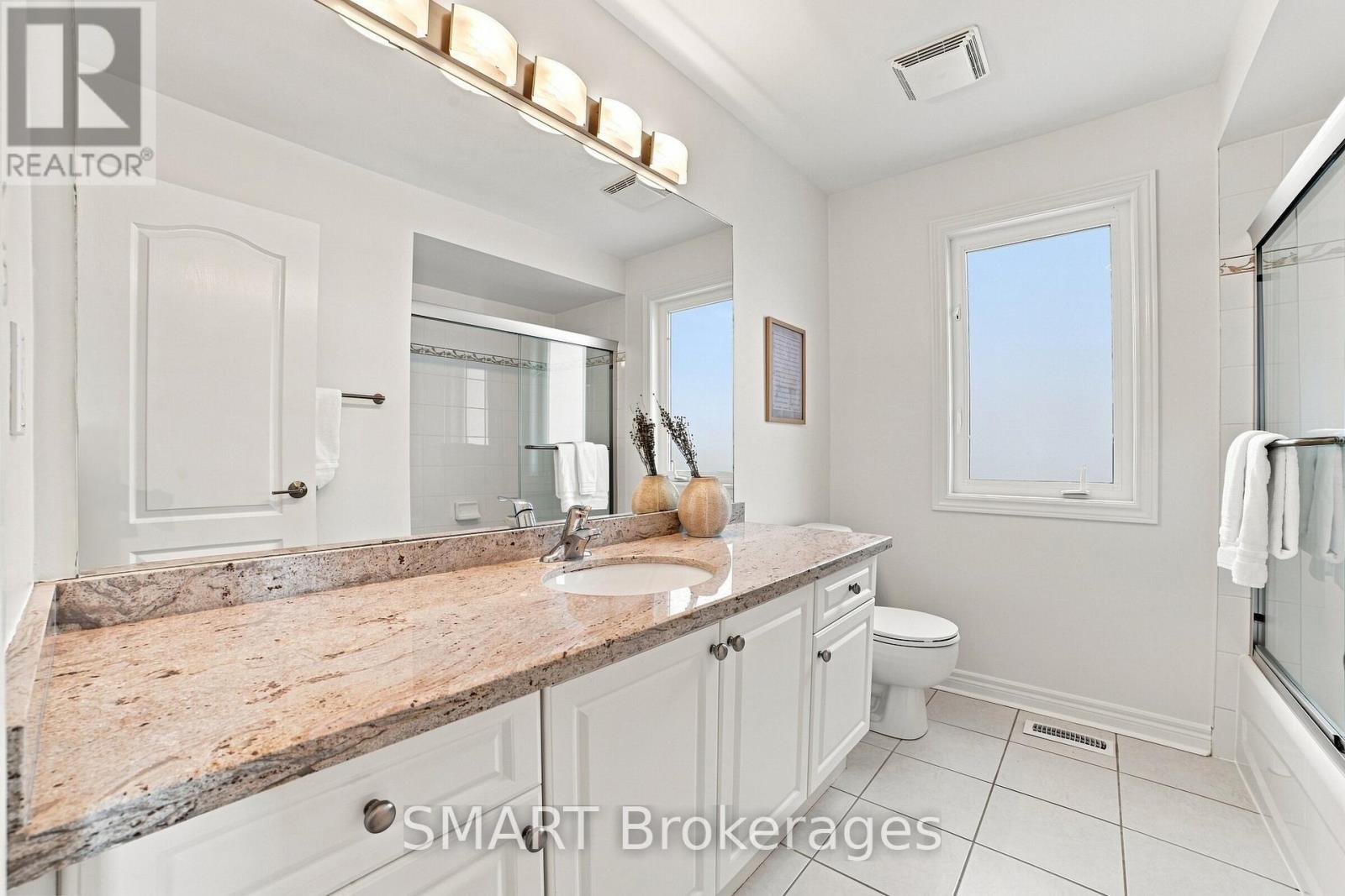 96 Capera Drive, Vaughan, Ontario  L4H 3K3 - Photo 18 - N13741074