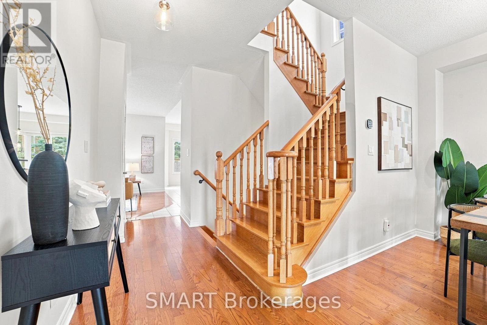 96 Capera Drive, Vaughan, Ontario  L4H 3K3 - Photo 6 - N13741074