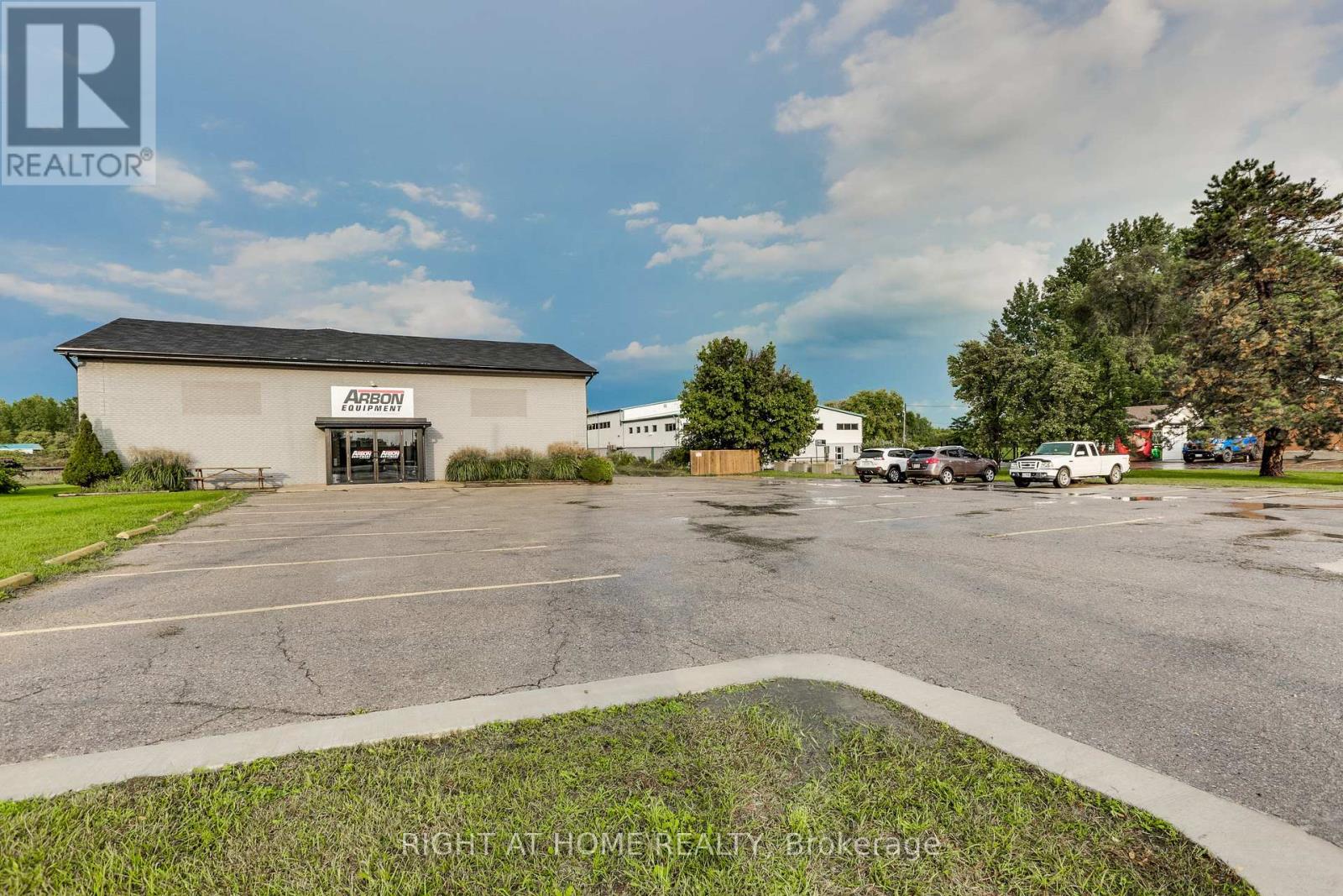 1464 Crumlin Side Road, London East, Ontario  N5V 1S1 - Photo 2 - X13728524