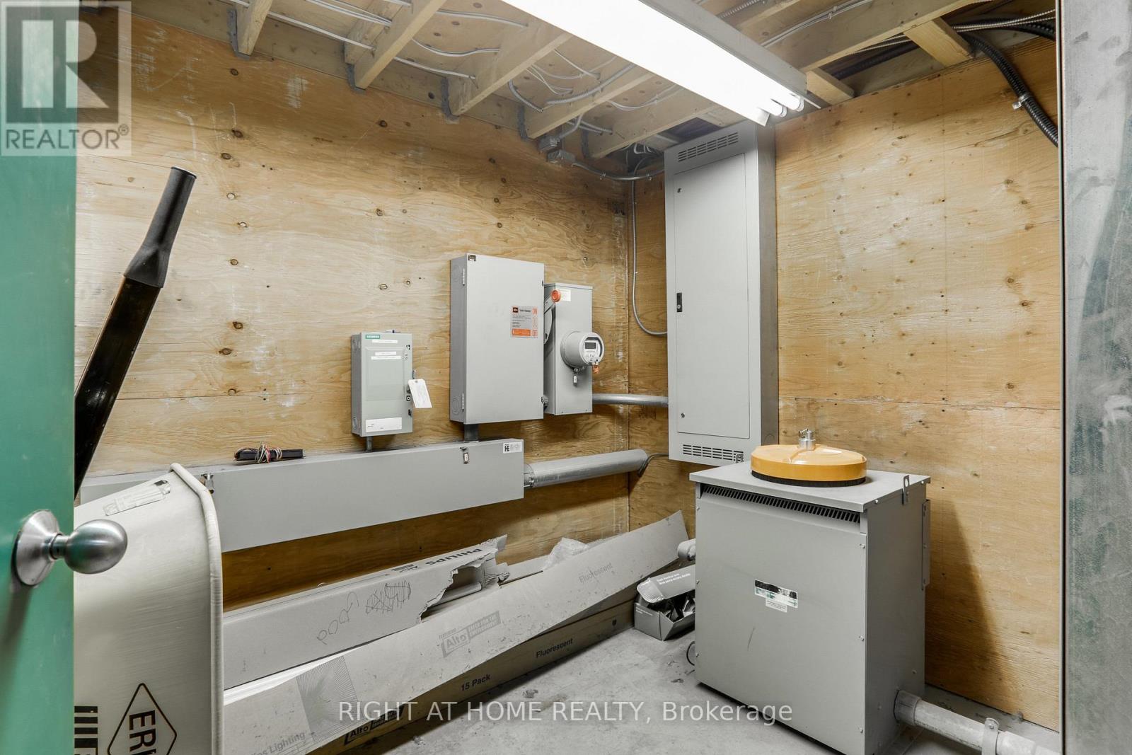 1464 Crumlin Side Road, London East, Ontario  N5V 1S1 - Photo 33 - X13728524