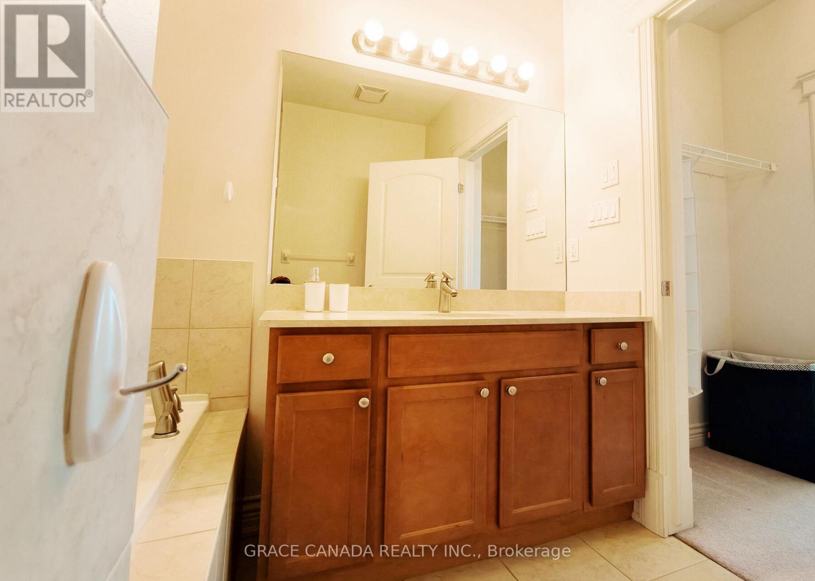 308 - 1225 Riverside Drive W, Windsor, Ontario  N9A 0A2 - Photo 19 - X13741094