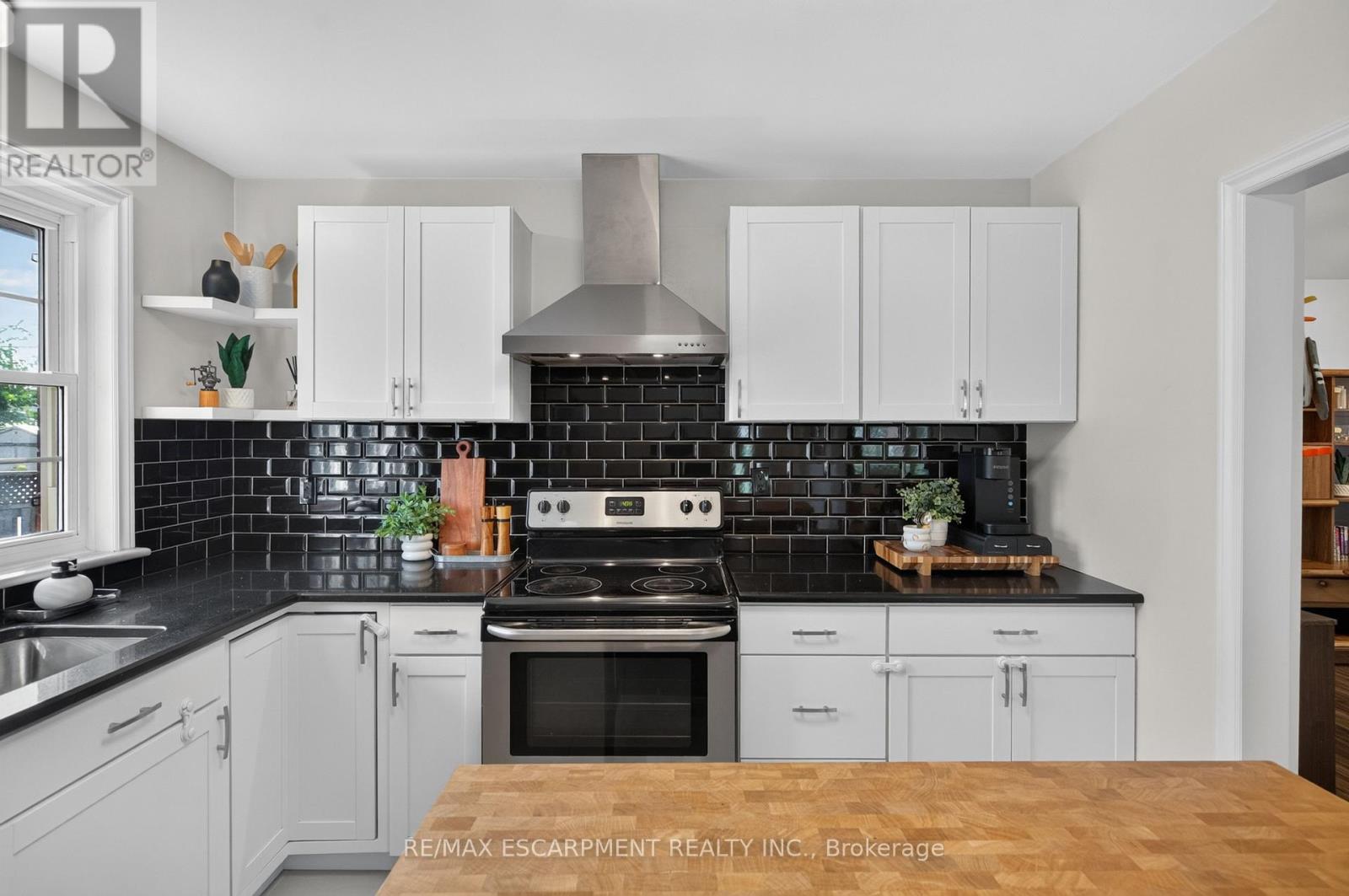 24 Castlefield Drive, Hamilton, Ontario  L8T 3R2 - Photo 10 - X13741308