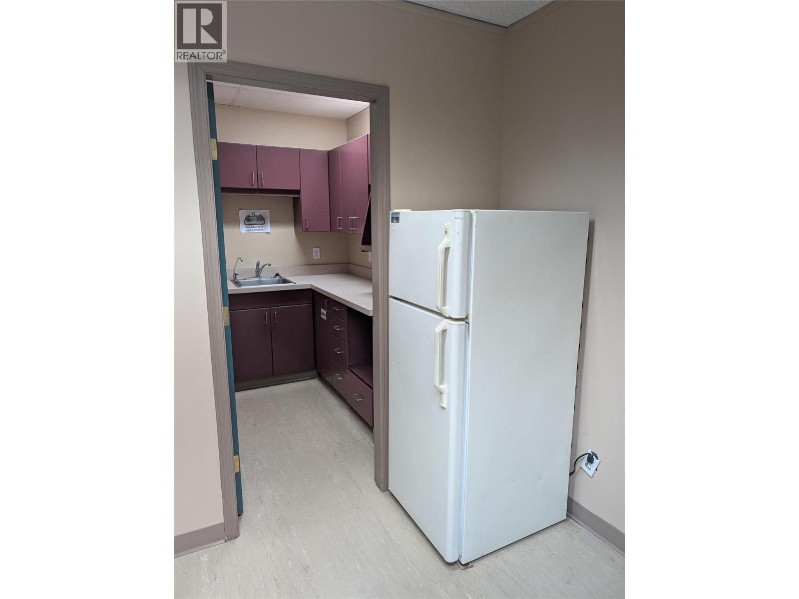 3605 31st Street, Vernon, British Columbia  V1T 5J4 - Photo 7 - 10377830
