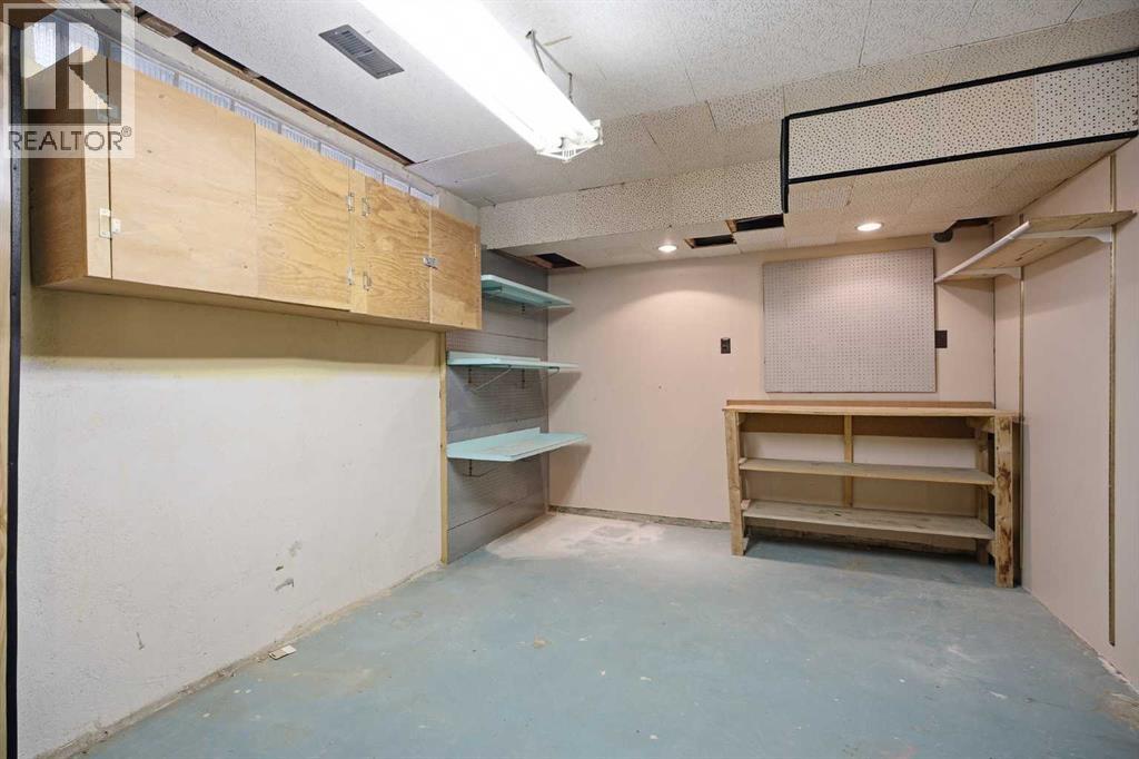4327 19 Street Nw, Calgary, Alberta  T2L 2B8 - Photo 26 - A2341164