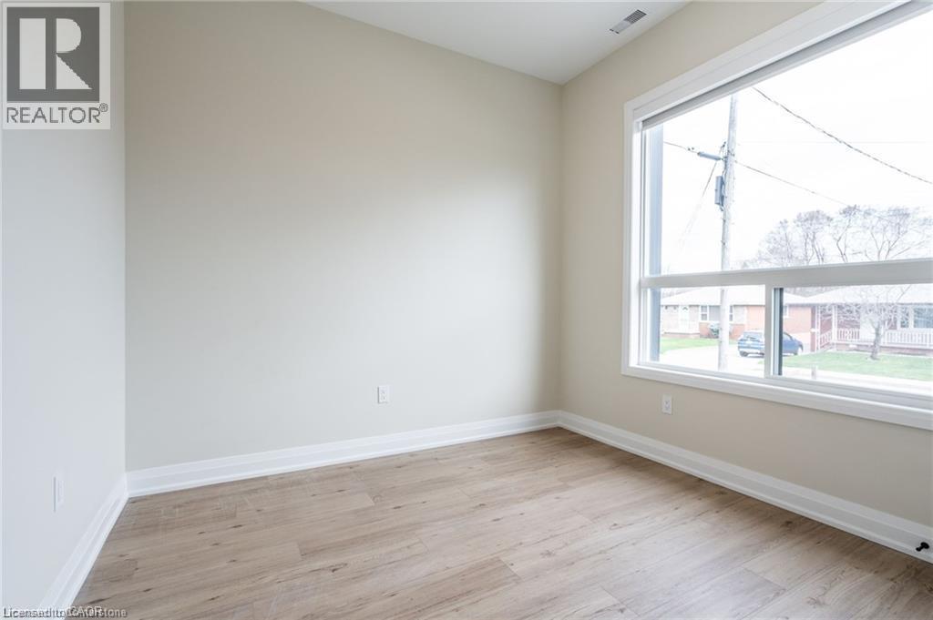 728 Eleventh Avenue Unit# A, Hamilton, Ontario  L8T 2K8 - Photo 9 - 40858843