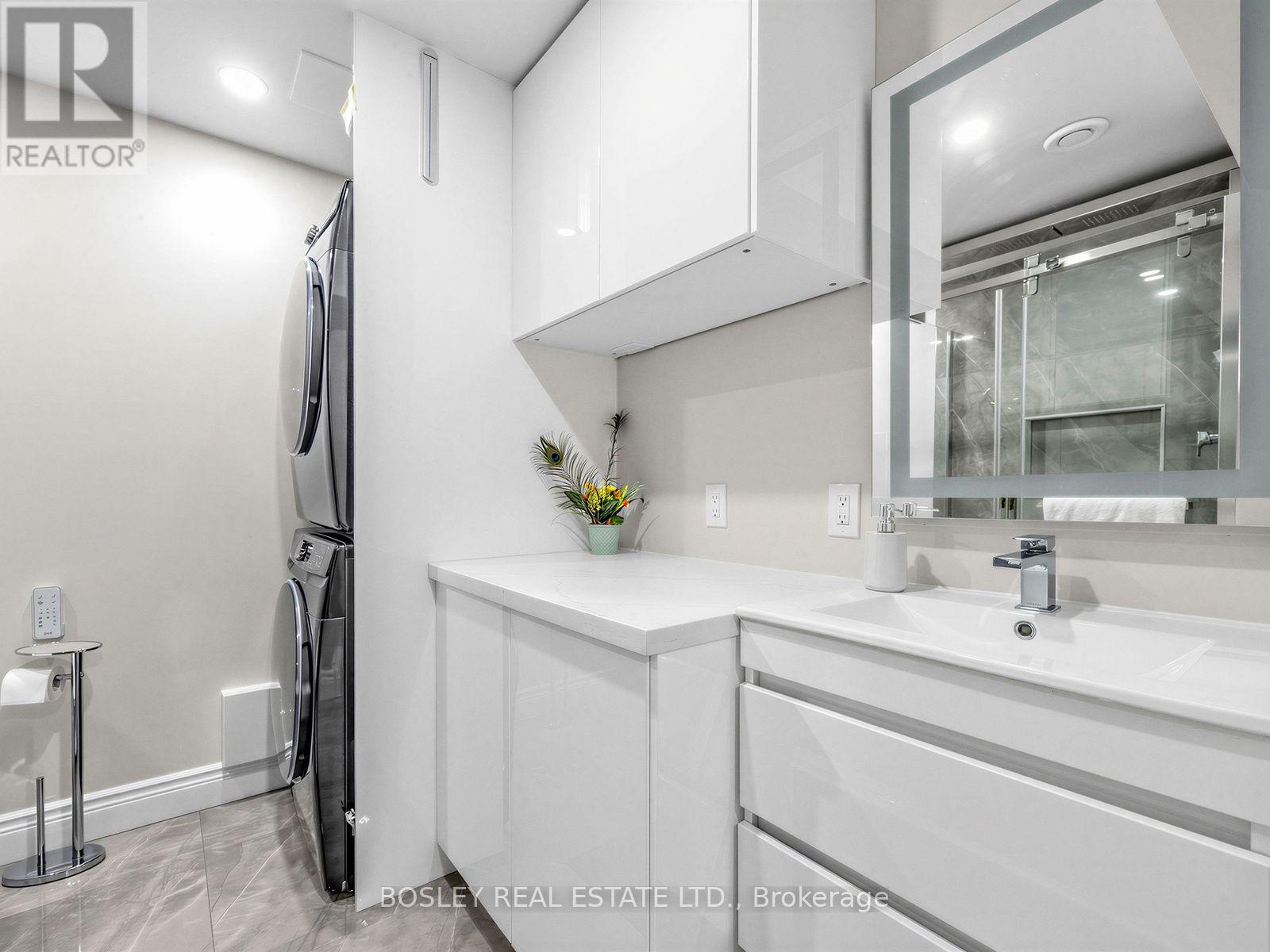 Lower Level - 623 Dupont Street, Toronto, Ontario  M6G 1Z3 - Photo 25 - C13636932