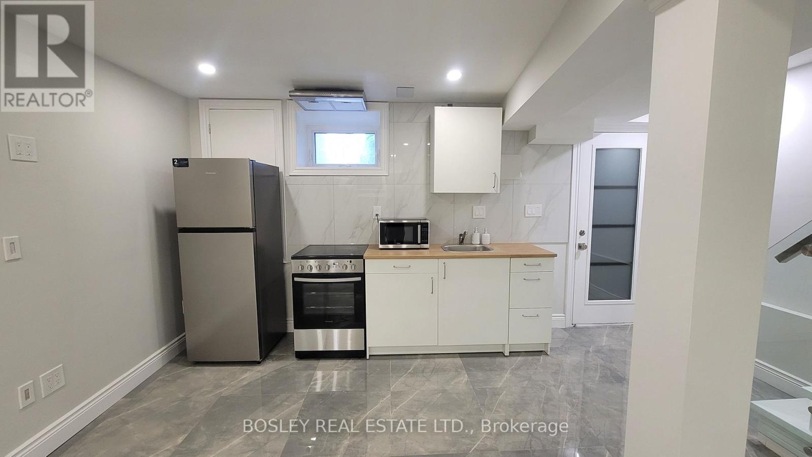 Lower Level - 623 Dupont Street, Toronto, Ontario  M6G 1Z3 - Photo 17 - C13636932
