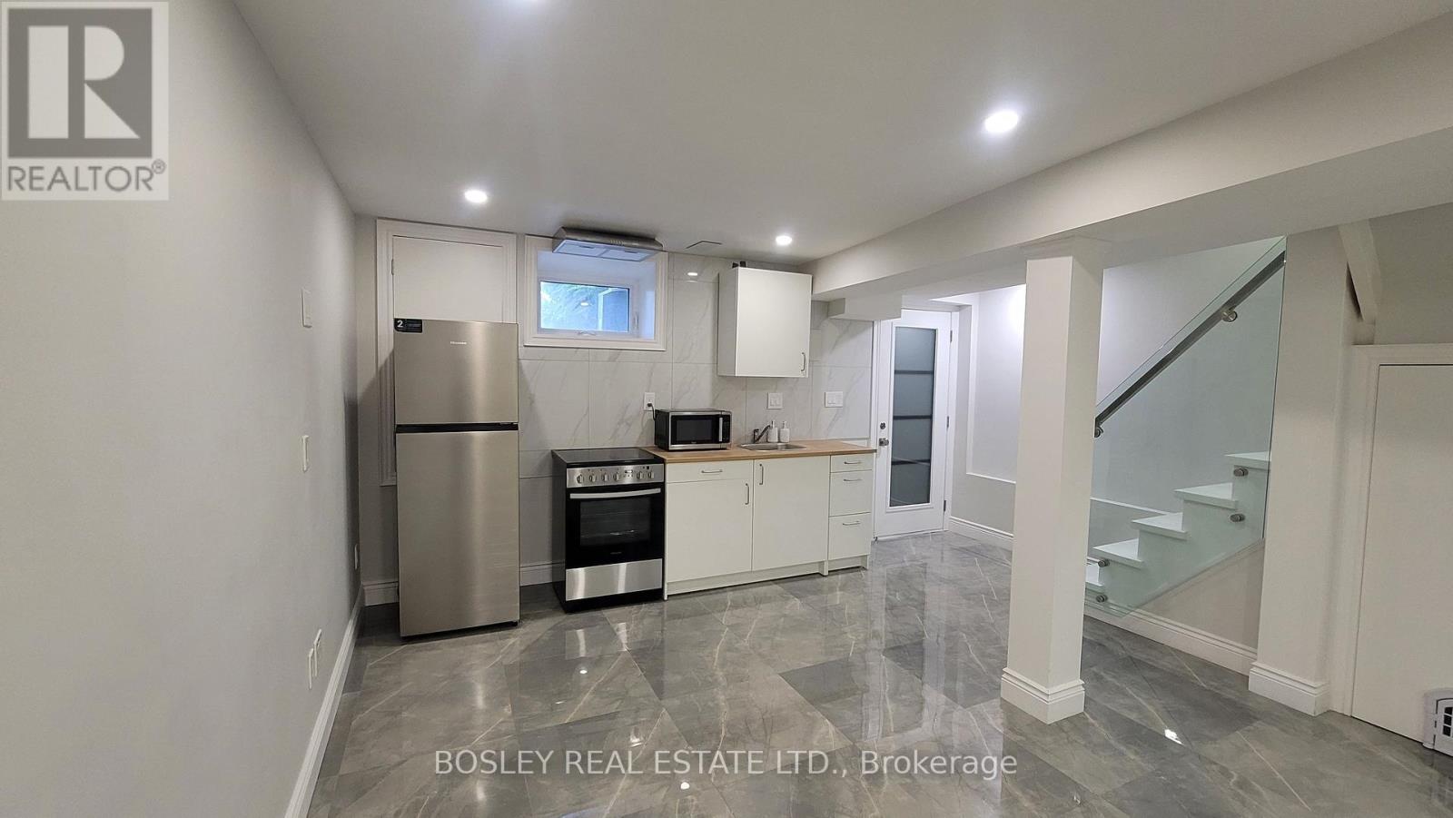 Lower Level - 623 Dupont Street, Toronto, Ontario  M6G 1Z3 - Photo 19 - C13636932