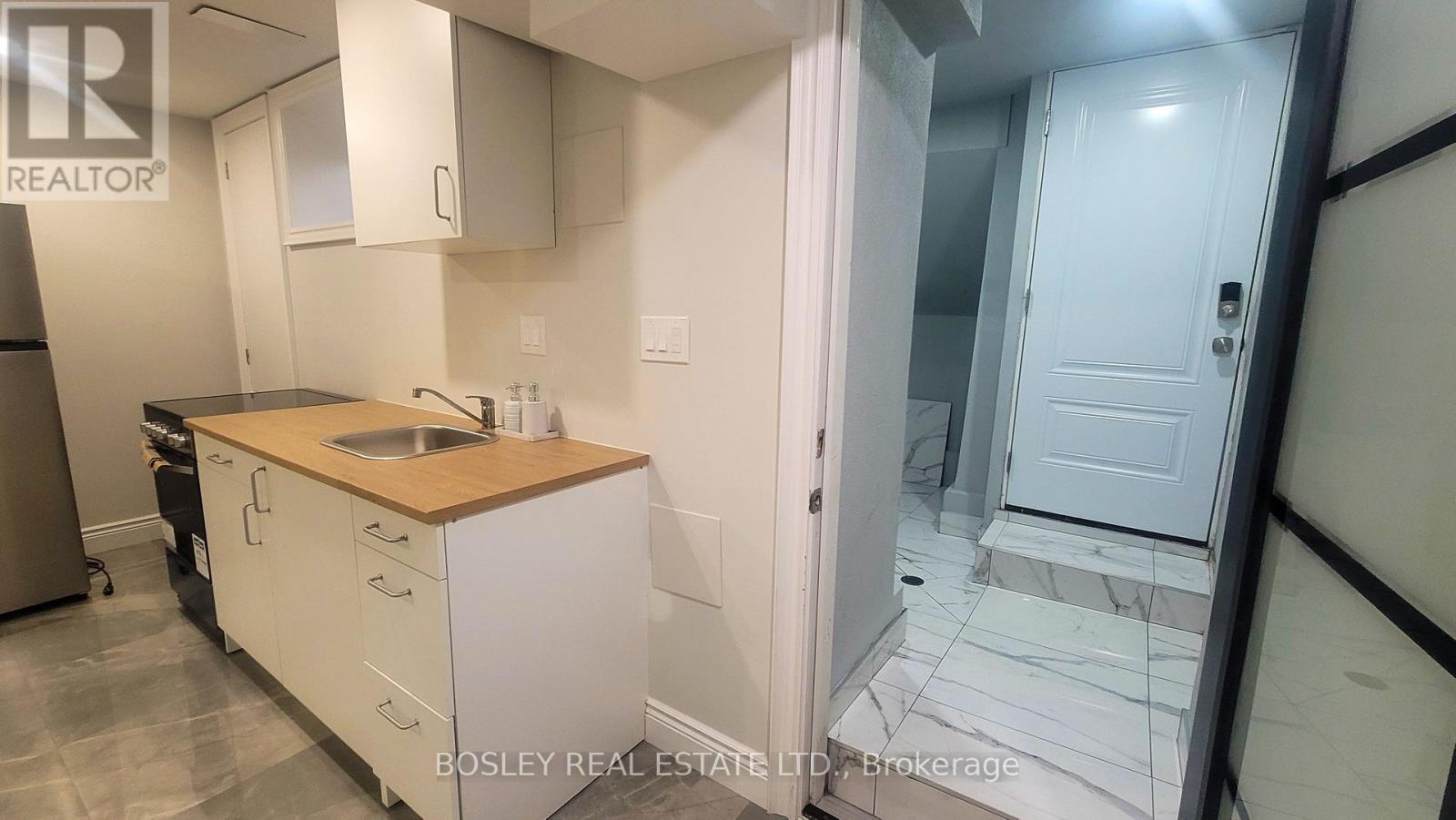 Lower Level - 623 Dupont Street, Toronto, Ontario  M6G 1Z3 - Photo 24 - C13636932