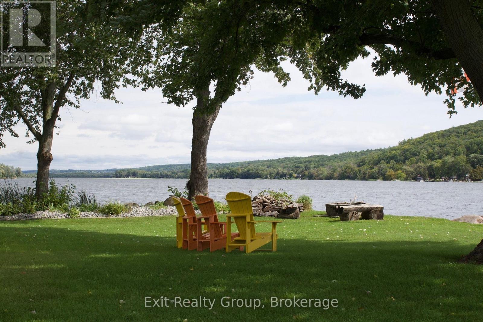 21 PRIOR LANE, Quinte West, Ontario