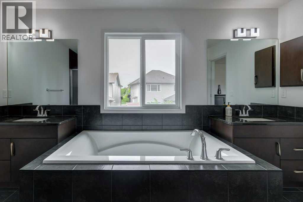 2203 Brightoncrest Common Se, Calgary, Alberta  T2Z 0V5 - Photo 25 - A2342414