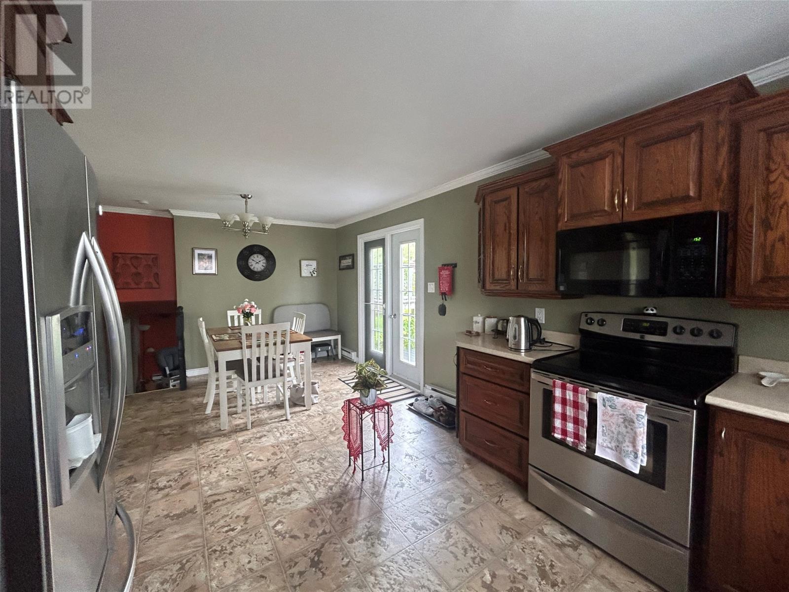 7 SIMMONS Place, CLARENVILLE — photo 16