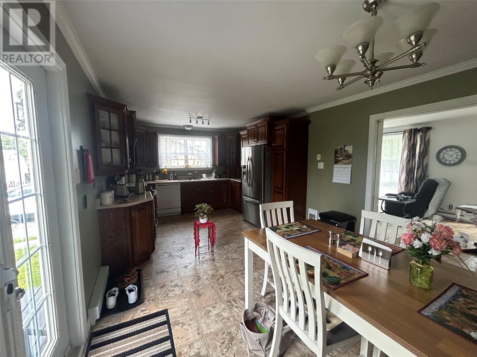 7 SIMMONS Place, CLARENVILLE — photo 18