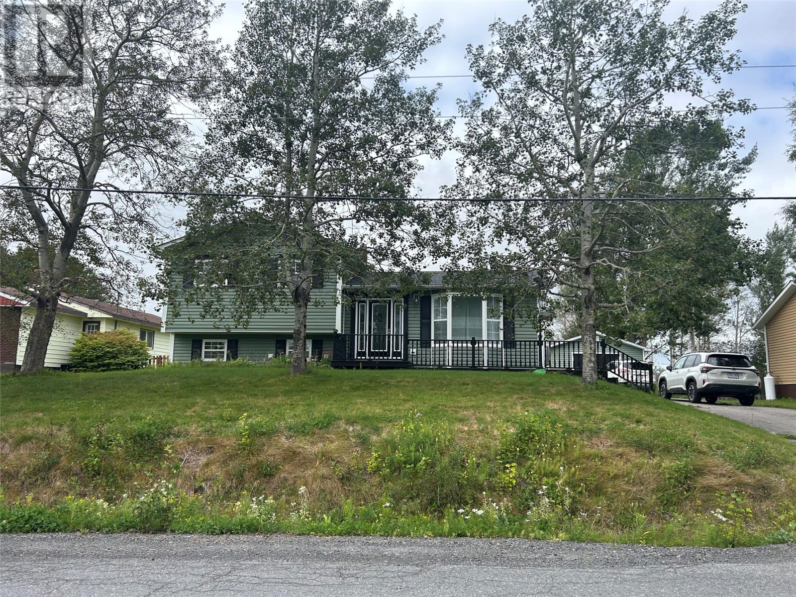 7 SIMMONS Place, CLARENVILLE — photo 2