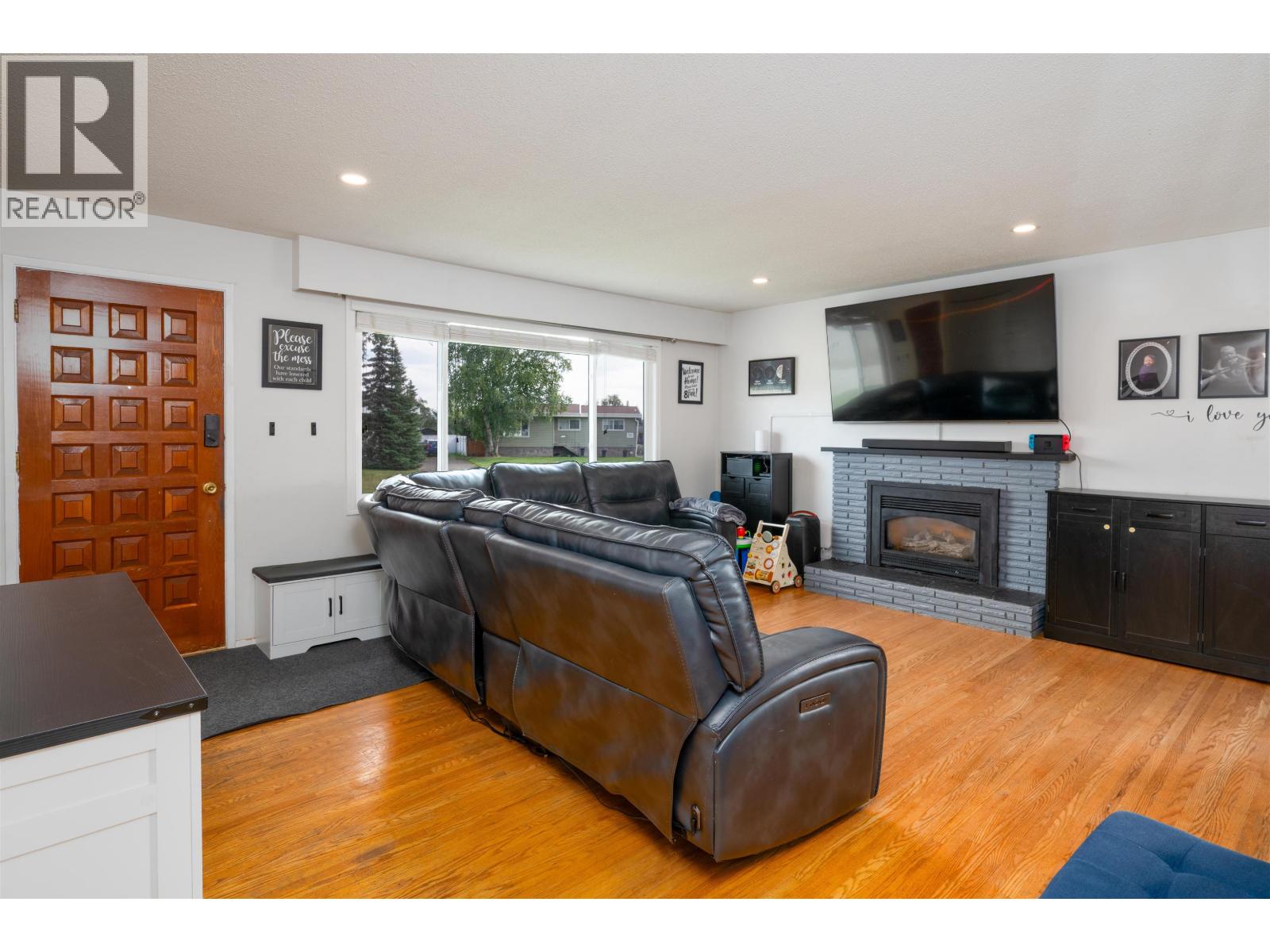 1314 Parsnip Crescent, Prince George, British Columbia  V2M 4C4 - Photo 3 - R3161248