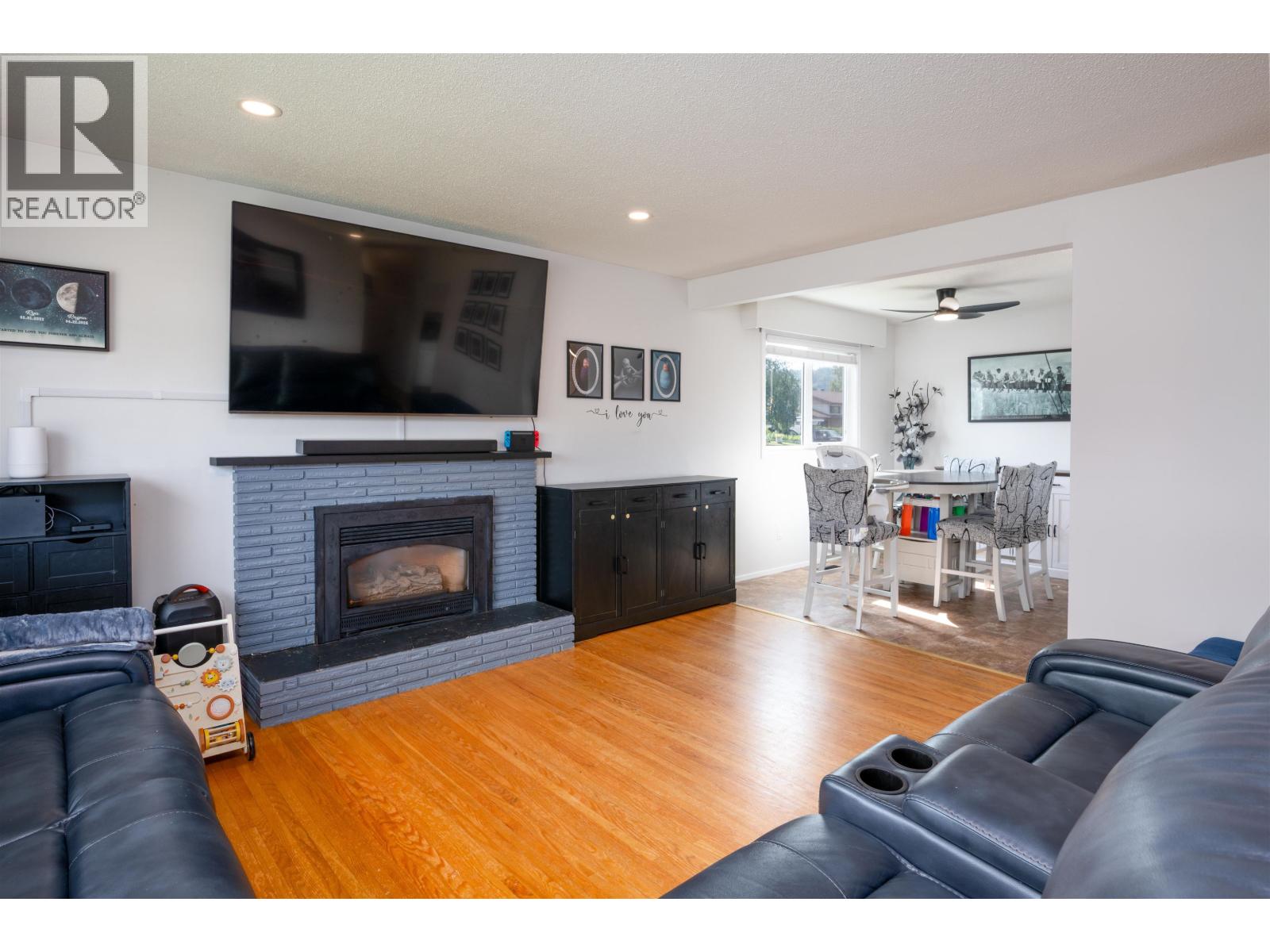 1314 Parsnip Crescent, Prince George, British Columbia  V2M 4C4 - Photo 4 - R3161248