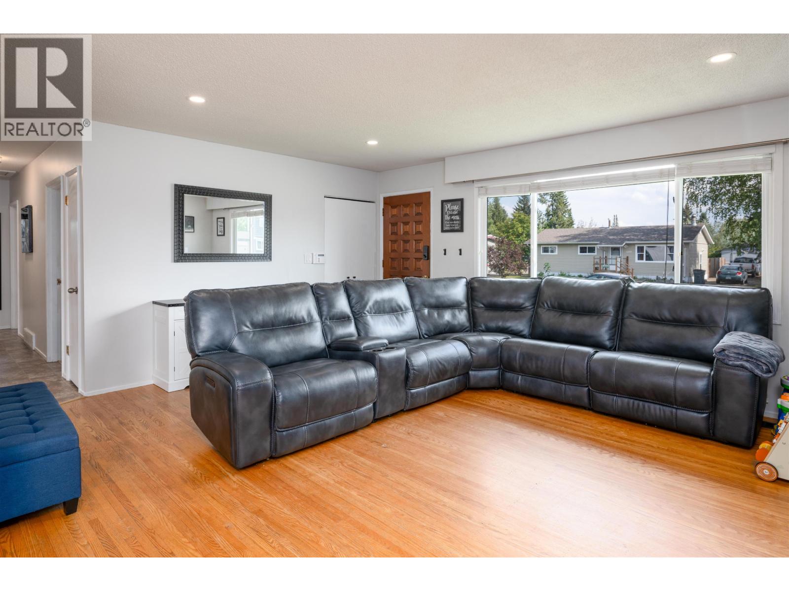 1314 Parsnip Crescent, Prince George, British Columbia  V2M 4C4 - Photo 6 - R3161248