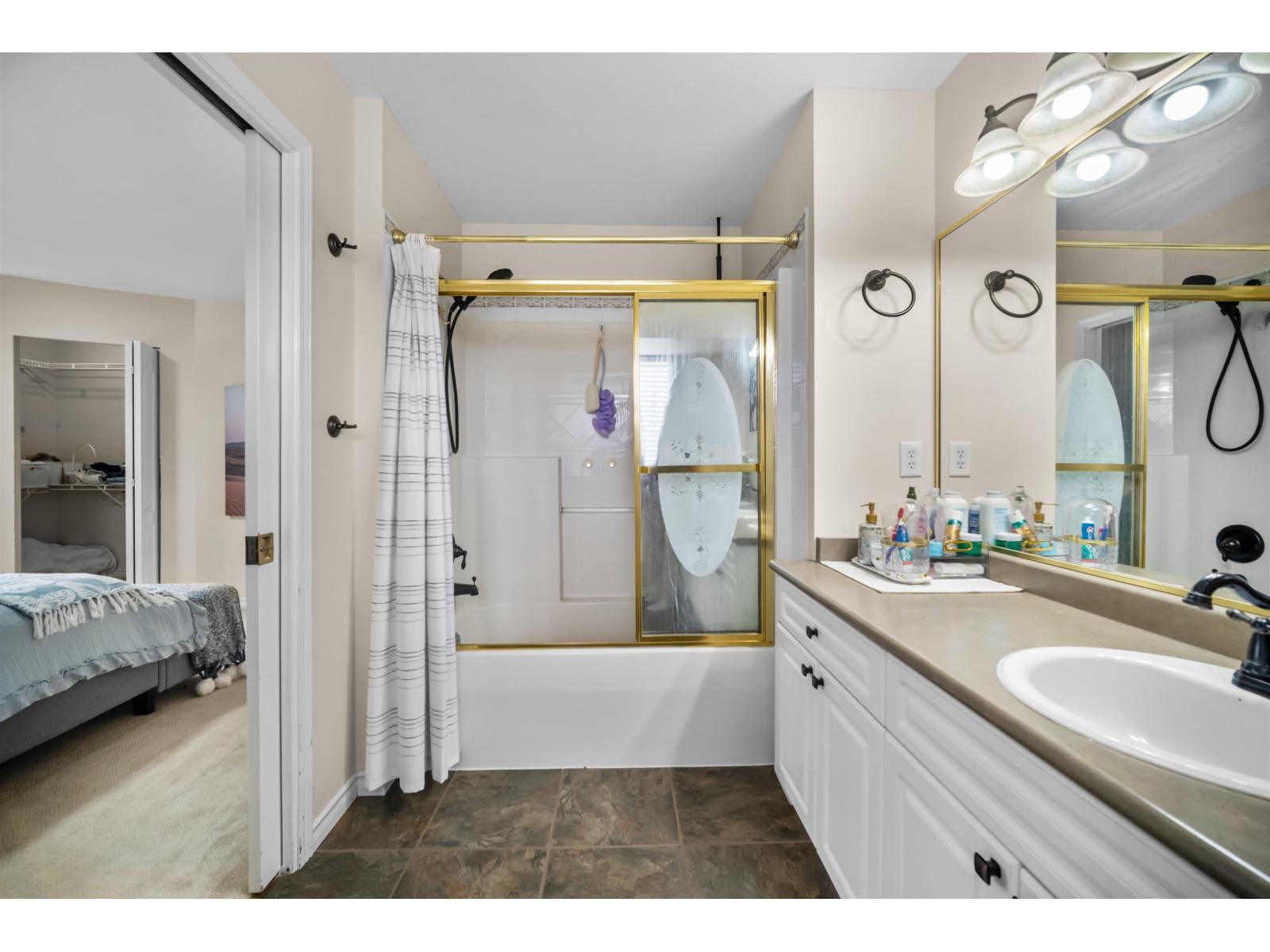8459 Doerksen Drive, Mission, British Columbia  V2V 7C4 - Photo 29 - R3161013