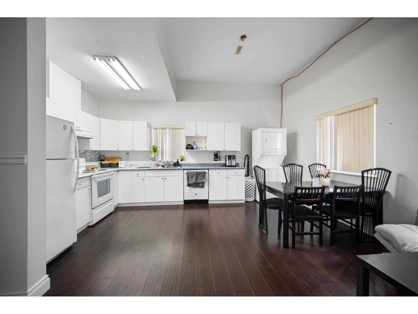 8459 Doerksen Drive, Mission, British Columbia  V2V 7C4 - Photo 32 - R3161013
