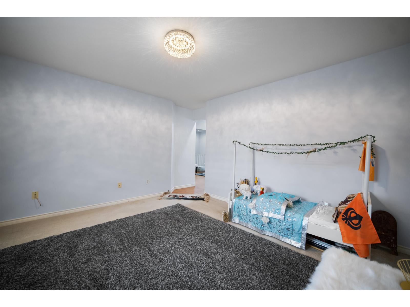 8459 Doerksen Drive, Mission, British Columbia  V2V 7C4 - Photo 17 - R3161013